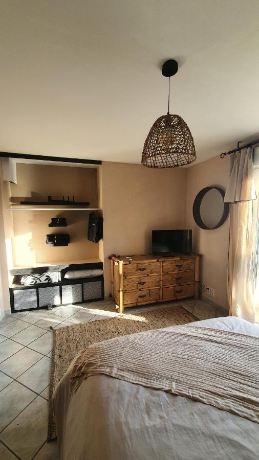 Le Coup De Foudre Bed & Breakfast Le Molay-Littry Luaran gambar
